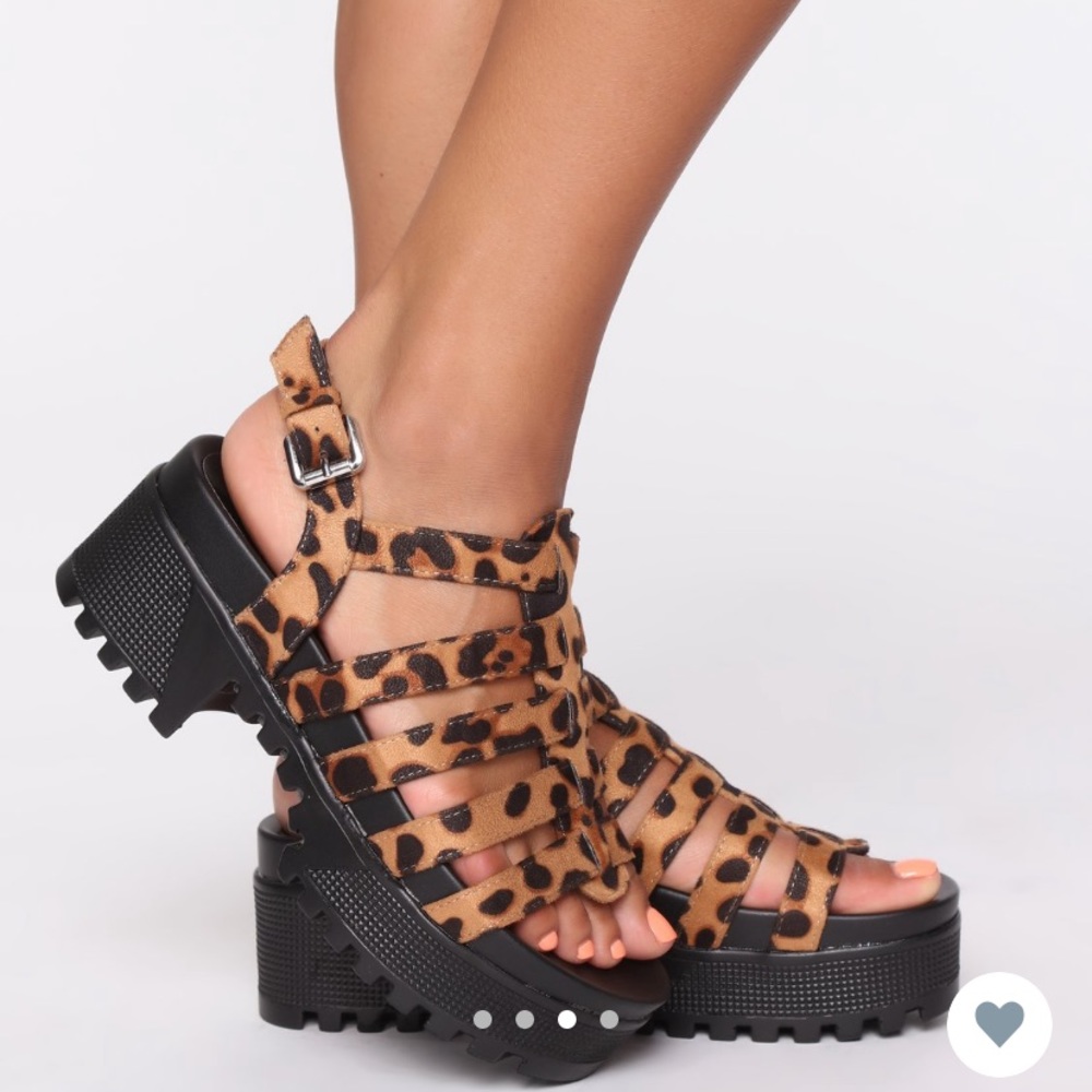 Platform sandals